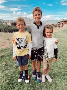 fashion blogger jaime shrayber kids back to school outfits from walmart