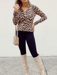 Fashion blogger jaime shrayber wearing work inspired Ponte seamed leggings