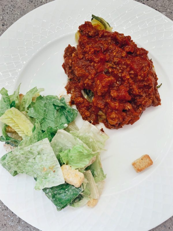 easy to make homemade spaghetti with meat sauce and zucchini - jaime shrayber lifestyle blogger
