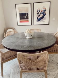lifestyle blogger sharing dining room fall home decor