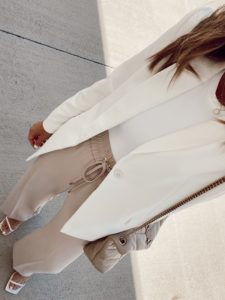white blazer spring neutral outfit from nordstrom