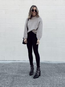 Nordstorm dreamers by debut seam detail crop mocha sweater with Levi’s Mile High Super Skinny black Jeans