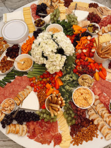Christmas and thanksgiving charcuterie cheese and meat platter inspiration for holiday parties