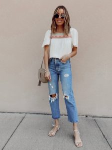 fashion blogger wearing Levi’s wedgie icon fit ripped straight leg jeans in authentically yours wash