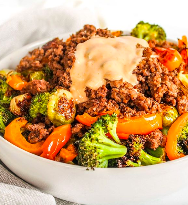 healthy beef veggie bowl recipe with comeback sauce