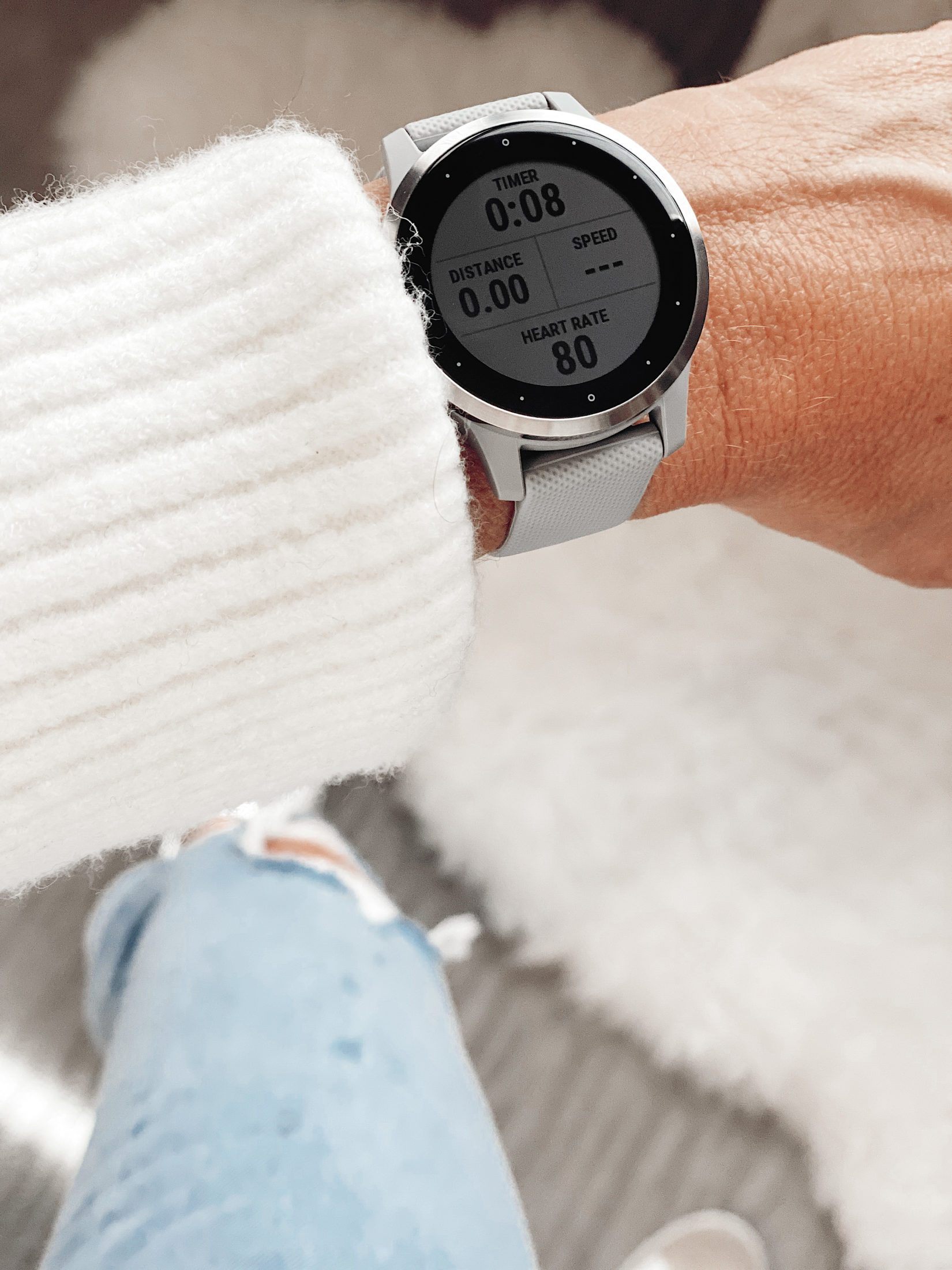 vivoactive 4s smart watch features