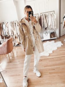 spring fashion trend 2021 - womens classic tan trench coat